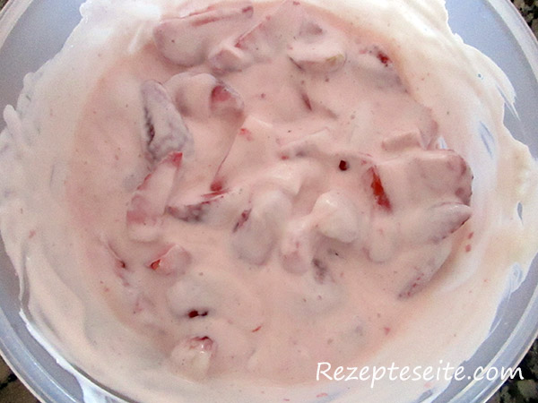selbstgemachter-erdbeerjoghurt